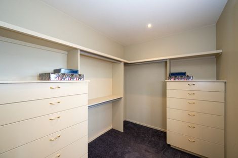 Photo of property in 6 Hikanui Place, Havelock North, 4130