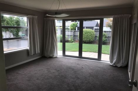 Photo of property in 1 Rutherglen Avenue, Ilam, Christchurch, 8041