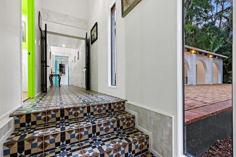 Photo of property in 719 Scenic Drive, Henderson Valley, Auckland, 0612