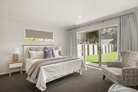 Photo of property in 7 Louvain Place, Greenhithe, Auckland, 0632