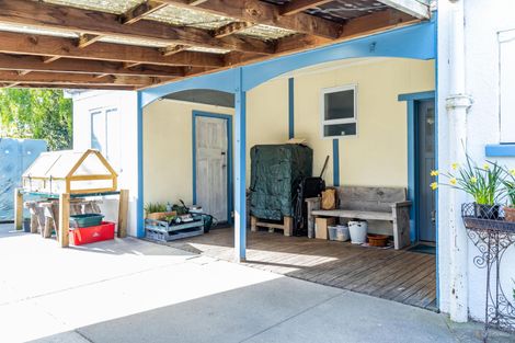 Photo of property in 2 Point Bush Road, Waimate, 7924