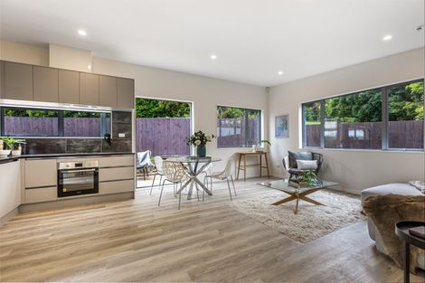 Photo of property in 64 Lemnos Place, Titirangi, Auckland, 0604