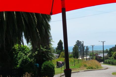 Photo of property in 1 Tramway Street, Ross, 7812