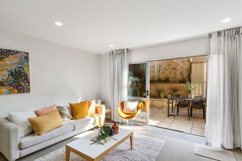 Photo of property in 20/218 Captain Springs Road, Onehunga, Auckland, 1061