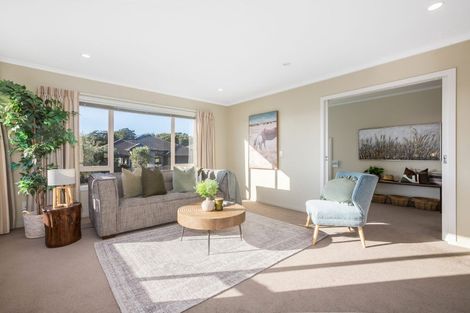 Photo of property in 19 Aspiring Terrace, Aotea, Porirua, 5024