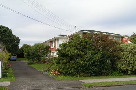 Photo of property in 2/7 Walter Street, Hauraki, Auckland, 0622
