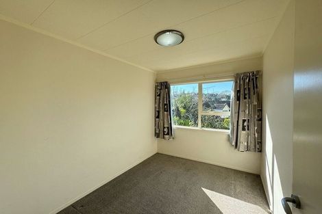 Photo of property in 1/62 Stapleford Crescent, Browns Bay, Auckland, 0630