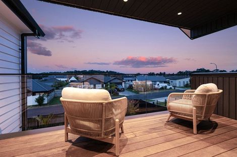 Photo of property in 4 The Landing, Riverhead, 0820