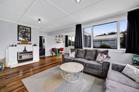 Photo of property in 150 Miranda Street, Stratford, 4332