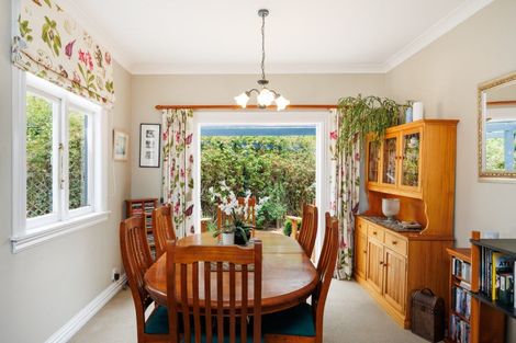 Photo of property in 11 Kings Court, Roslyn, Palmerston North, 4414