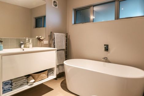 Photo of property in 39a Miro Road, Palm Beach, Waiheke Island, 1081