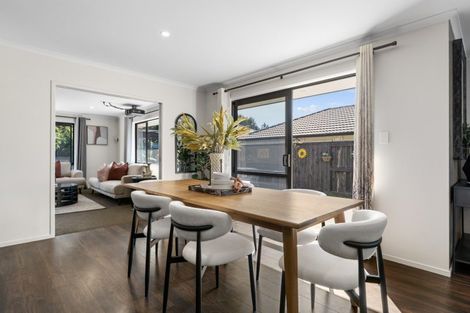 Photo of property in 274 Lakes Boulevard, Pyes Pa, Tauranga, 3112