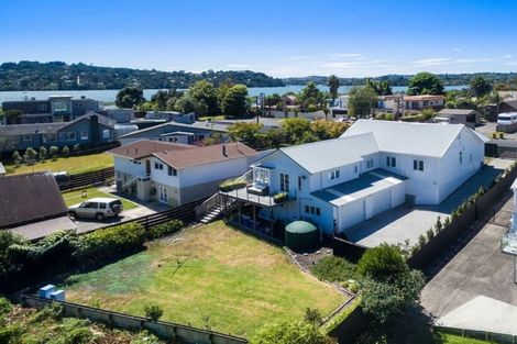 Photo of property in 186 Kauri Road, Whenuapai, Auckland, 0618