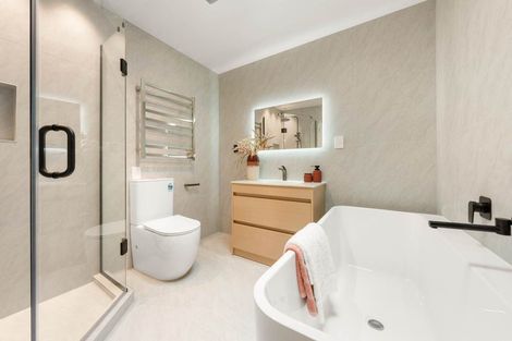 Photo of property in 8 Dorset Down Drive, Karaka, 2580