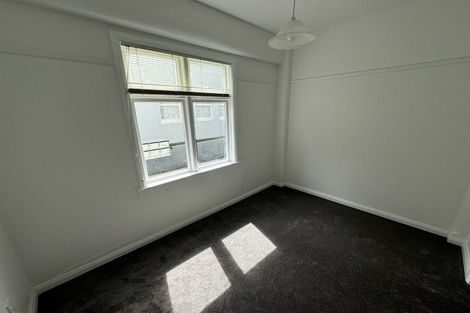 Photo of property in San Antonio Flats, 2/12 Kilbirnie Crescent, Kilbirnie, Wellington, 6022