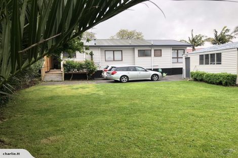 Photo of property in 10 Gardone Terrace, Conifer Grove, Takanini, 2112