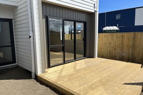 Photo of property in 13 Kaha Road, Takanini, 2110