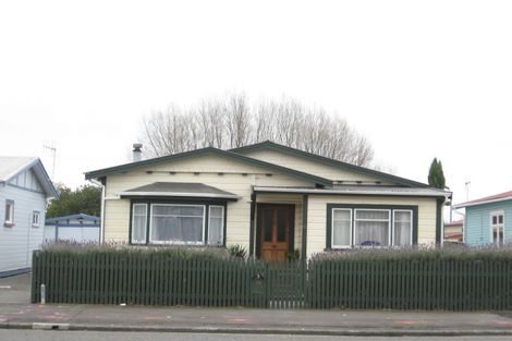 Photo of property in 15 Creagh Street, Te Awa, Napier, 4110