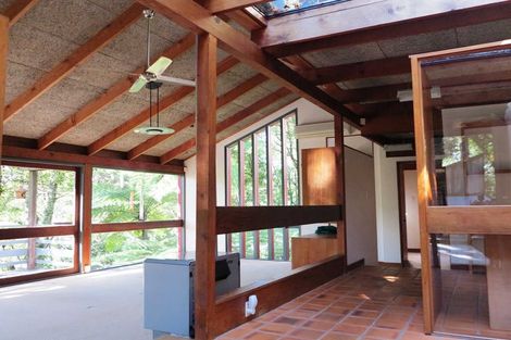 Photo of property in 52 Park Hill Road, Birkenhead, Auckland, 0626