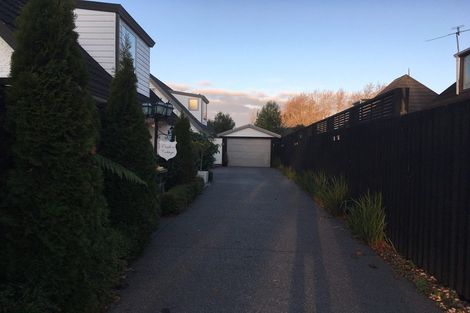 Photo of property in 2/52 Crofton Road, Harewood, Christchurch, 8051