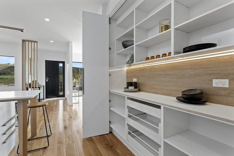 Photo of property in 70 Ashley Avenue, Long Bay, Auckland, 0630