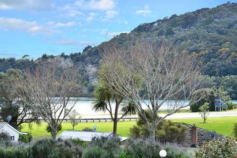 Photo of property in 2e Weranui Road, Waiwera, Orewa, 0994