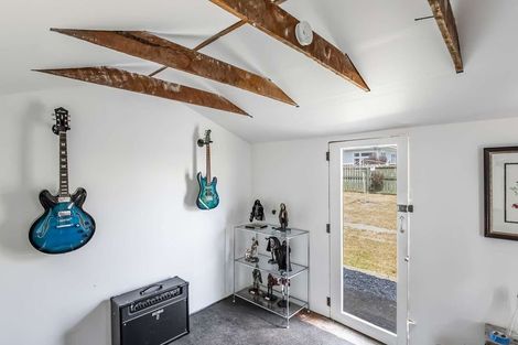 Photo of property in 11 George Street, Levin, 5510