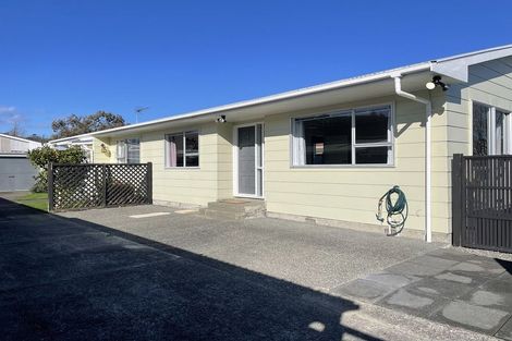 Photo of property in 28a Roband Crescent, Brown Owl, Upper Hutt, 5018