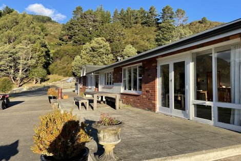 Photo of property in 357 Whitemans Valley Road, Whitemans Valley, Upper Hutt, 5371