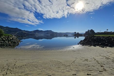 Photo of property in 61 Oxley Crescent, Broad Bay, Dunedin, 9014