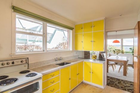 Photo of property in 8 Gurkha Crescent, Khandallah, Wellington, 6035