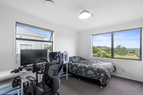 Photo of property in 34 Karaka Street, Helensville, 0800