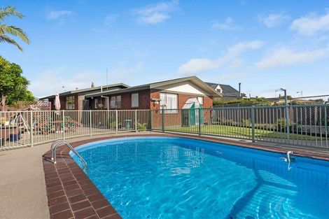 Photo of property in 108 Riverside Drive, Whakatane, 3120