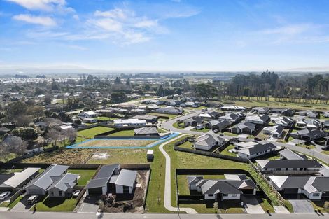 Photo of property in 14 Cleaver Street, Woodend, 7610