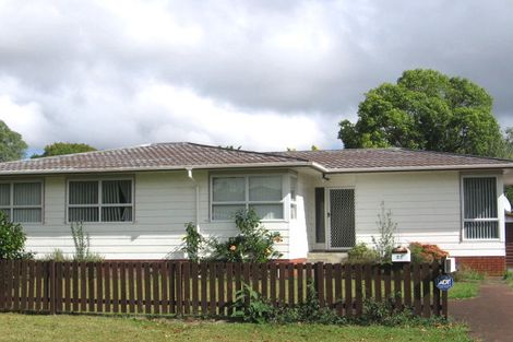Photo of property in 71 Chilcott Road, Henderson, Auckland, 0612