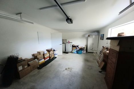 Photo of property in 15a Tuki Street, Titahi Bay, Porirua, 5022