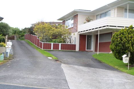 Photo of property in 2/19 Coates Road, Cockle Bay, Auckland, 2014