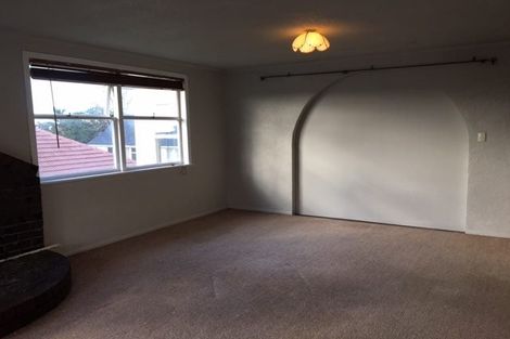 Photo of property in 62 Woodglen Road, Glen Eden, Auckland, 0602