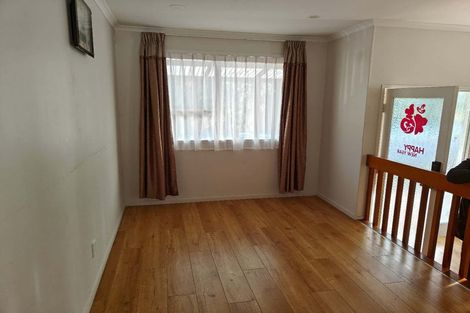 Photo of property in 66 Kaipatiki Road, Glenfield, Auckland, 0629