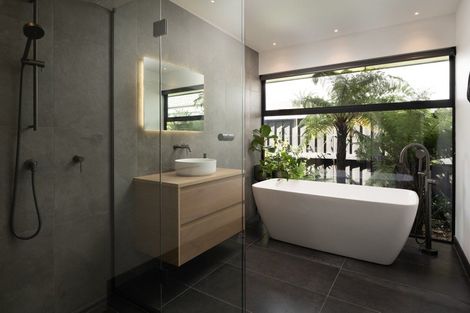 Photo of property in 53 Whareatea Road, Redwoodtown, Blenheim, 7201