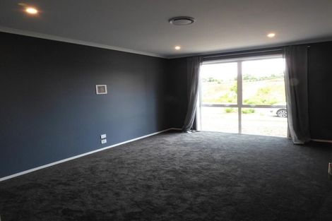 Photo of property in 38 Walter Lawry Road, Paerata, Pukekohe, 2124