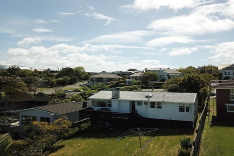 Photo of property in 24 Palmerston Road, Birkenhead, Auckland, 0626