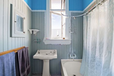 Photo of property in 127 Oakwood Avenue, Balaclava, Dunedin, 9011