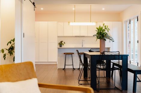 Photo of property in 104 Forbury Road, Saint Clair, Dunedin, 9012