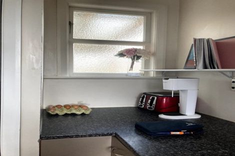 Photo of property in 30 Ebdentown Street, Ebdentown, Upper Hutt, 5018