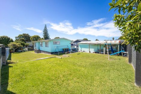 Photo of property in 6 Burbank Avenue, Manurewa, Auckland, 2102