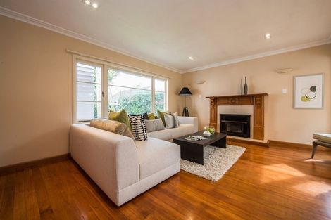 Photo of property in 26 Charlemont Street, Whitiora, Hamilton, 3200