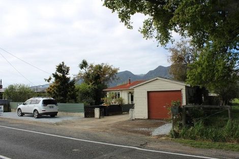 Photo of property in 162 Abel Tasman Drive, Takaka, 7183