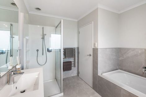 Photo of property in 1 Danga Lane, Hobsonville, Auckland, 0616