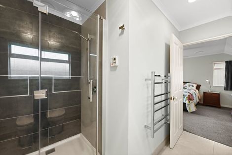 Photo of property in 56 Ayrshire Drive, Grandview Heights, Hamilton, 3200